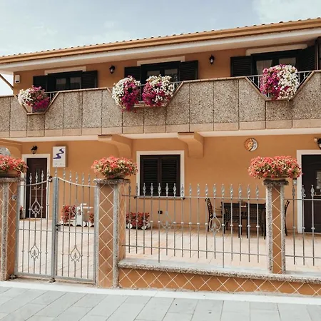 Mira Sinni فندق مبيت وإفطار Episcopia