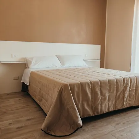 فندق مبيت وإفطار Mira Sinni Episcopia