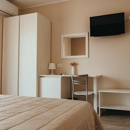 فندق مبيت وإفطار Mira Sinni 3*