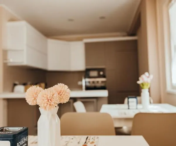 Mira Sinni Nocleg ze śniadaniem Episcopia