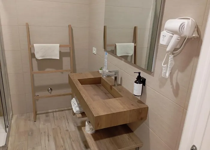 Mira Sinni Episcopia